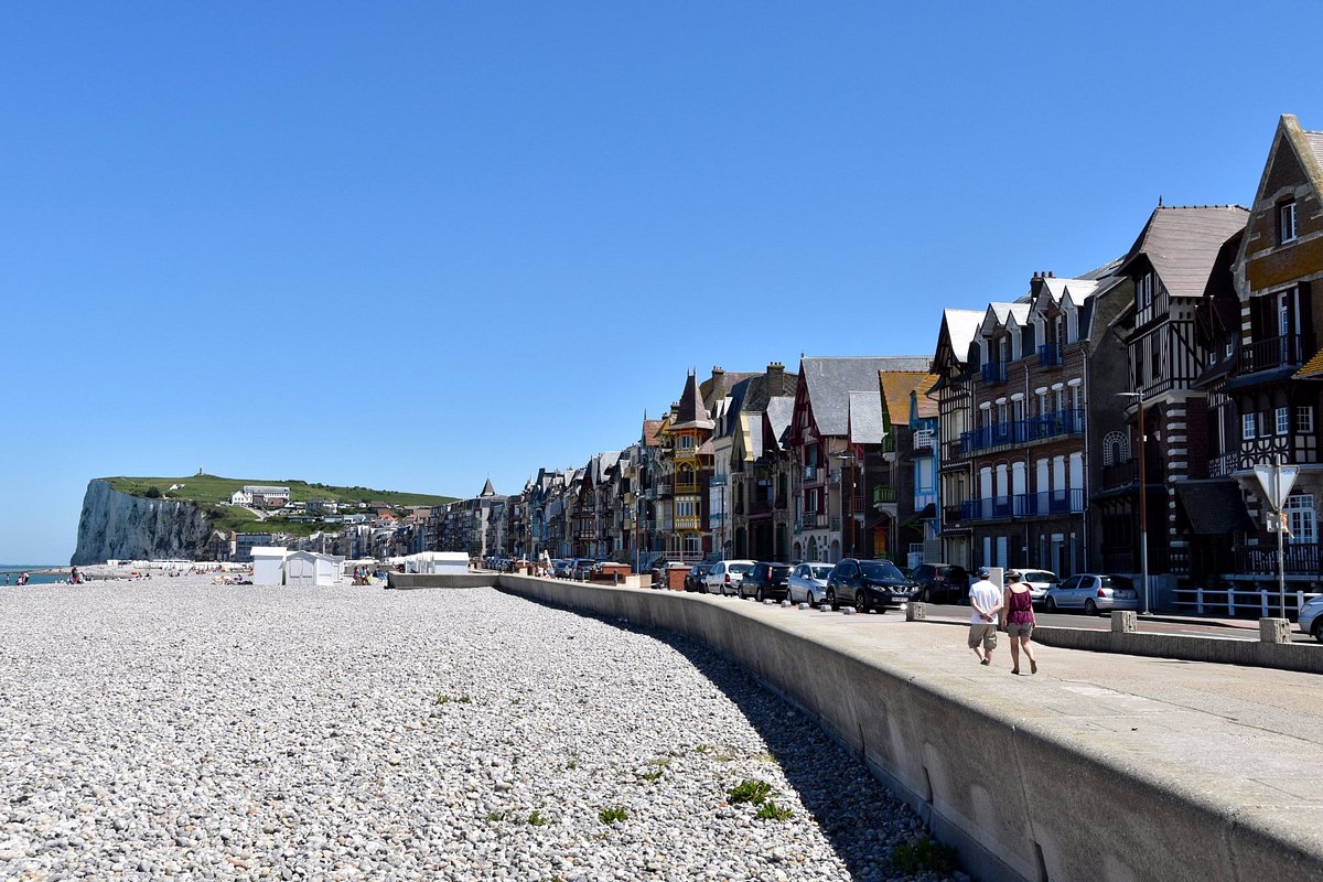 Mers-les-Bains Beach