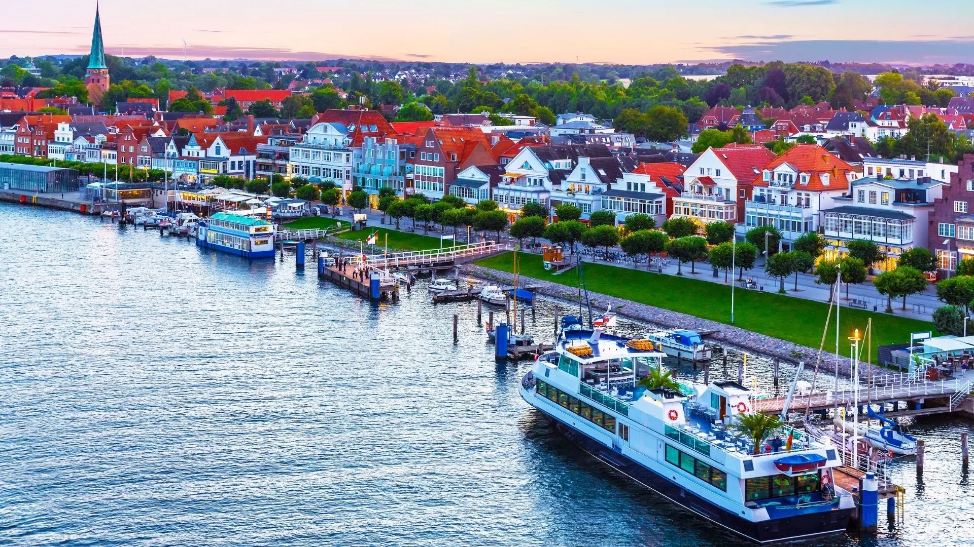 Schlüttsiel Ferry Port
