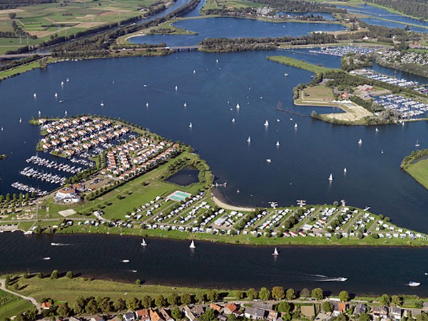 Oolderhuuske Marina